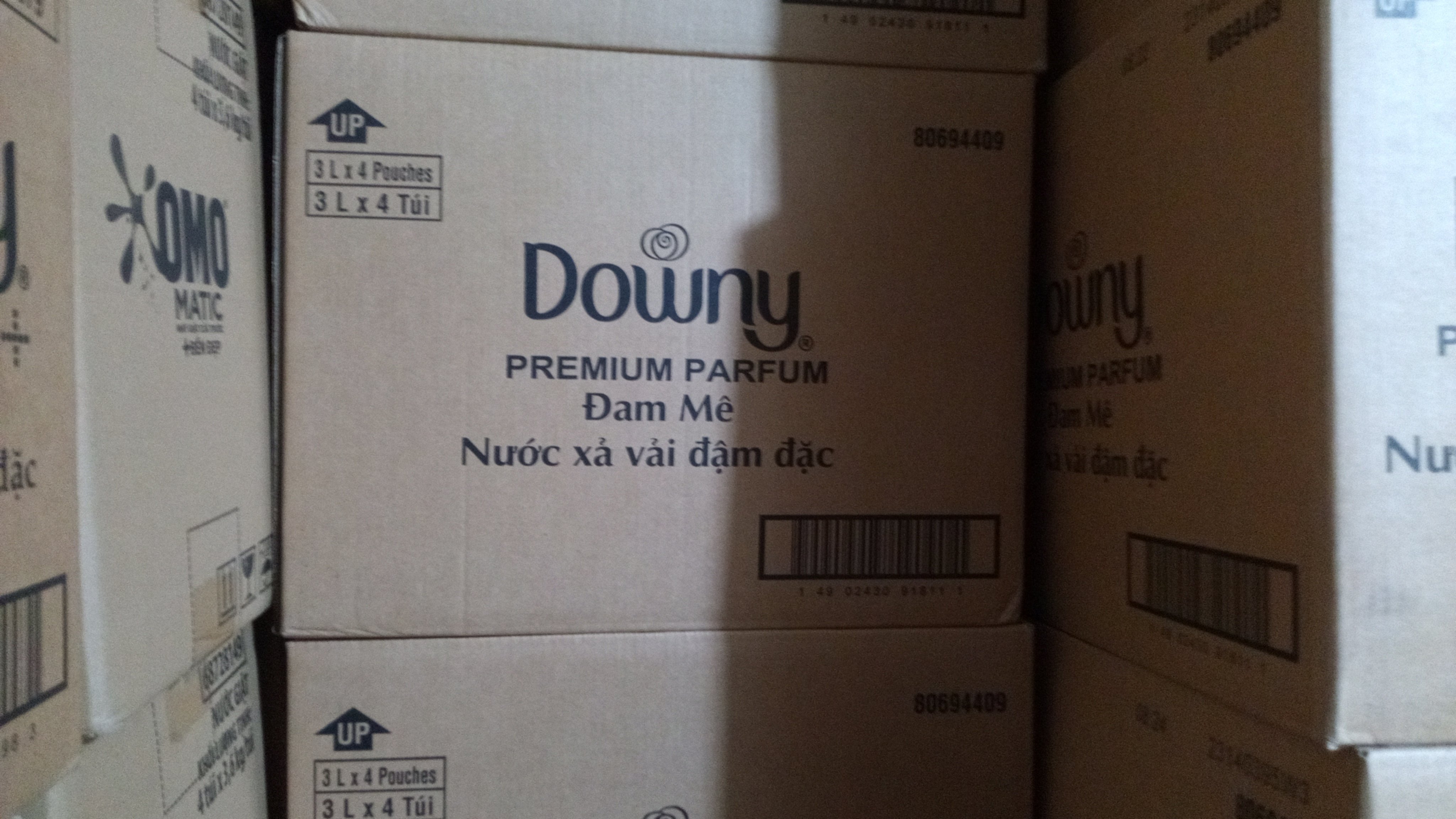 Downy Nước Xả Vải Hương Nước Hoa Đam Mê, Huyền Bí Túi-3L