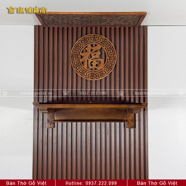 Bàn Thờ Treo Tường Gỗ Sồi Chân Bắp Màu Óc Chó GV-TR021