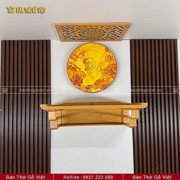 Bàn Thờ Treo Tường Gỗ Sồi Chân Thang Màu Vàng Sáng GV-TR022