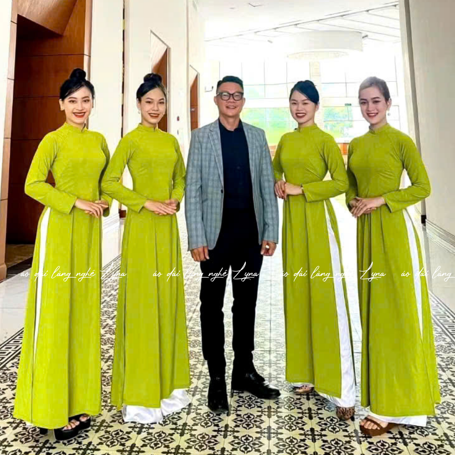 Áo Dài Màu Xanh Cốm Truyền Thống 4 Tà Chiffon Tay Dài Ôm Eo, Tôn Vóc Dáng Thanh Lịch Cuốn Hút