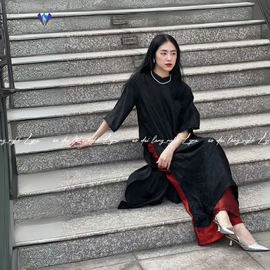 Áo Dài Gấm Đen Tuyền Nguyệt Dạ Dáng Suông Sang Trọng Quý Phái