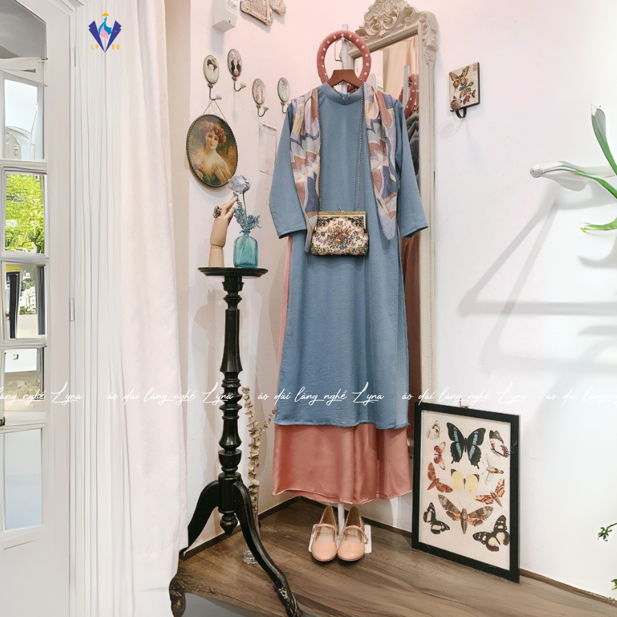 Áo Dài Xưa Màu Xanh Dương, Áo Dài Dáng Suông Vải Lụa Mềm Mịn Cổ 2,5 Phân Tay Lỡ Phong Cách Cổ Điển Và Hiện Đại | Áo dài Lyna