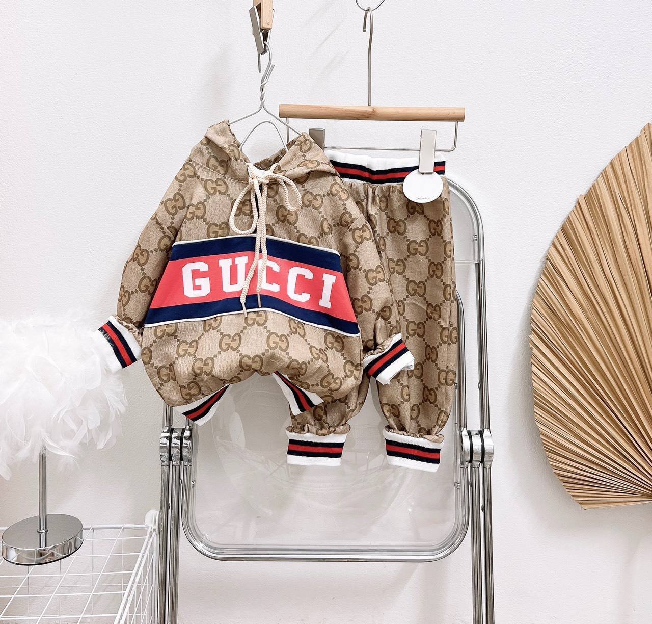 Bộ thể thao Gucci TỒN