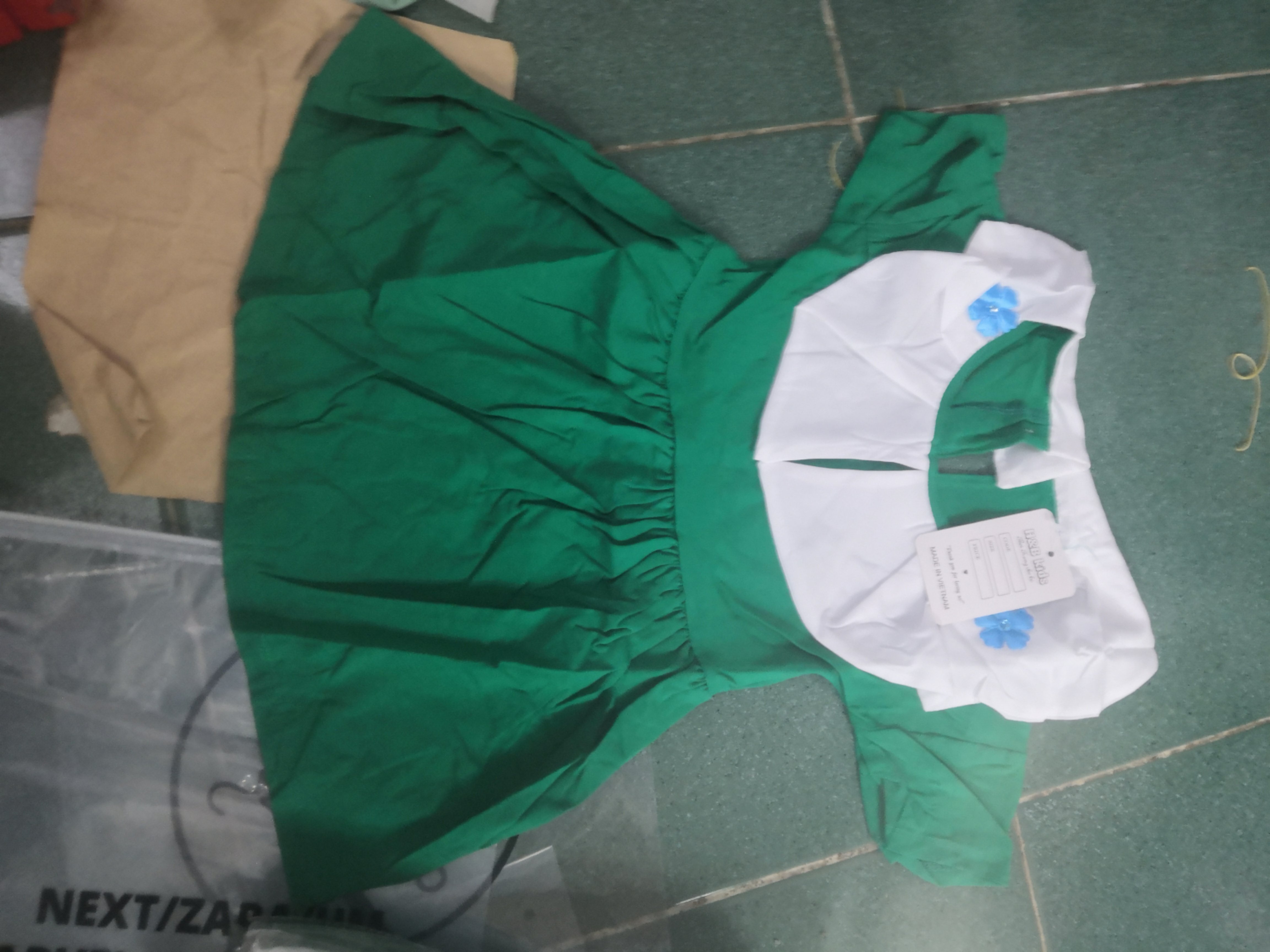 Váy cổ tiểu thư 2 màu HB