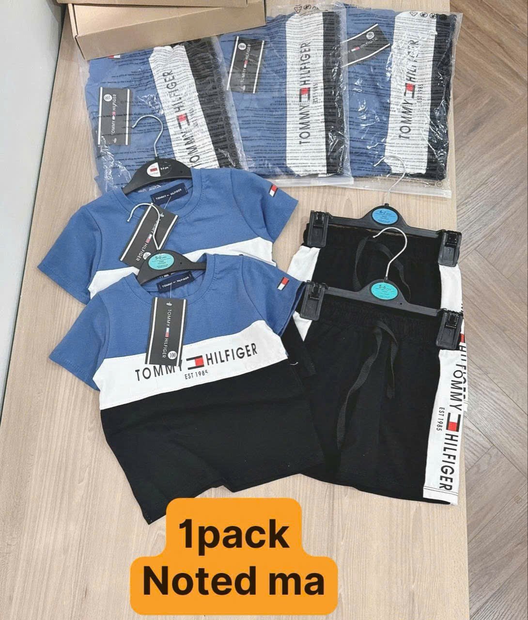 Tommy xanh đen trắng