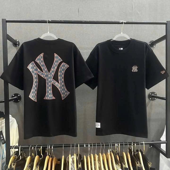 Áo Big Logo Mono NY