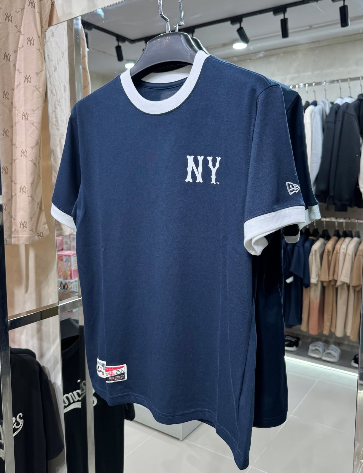 Áo cổ viền NY ngực