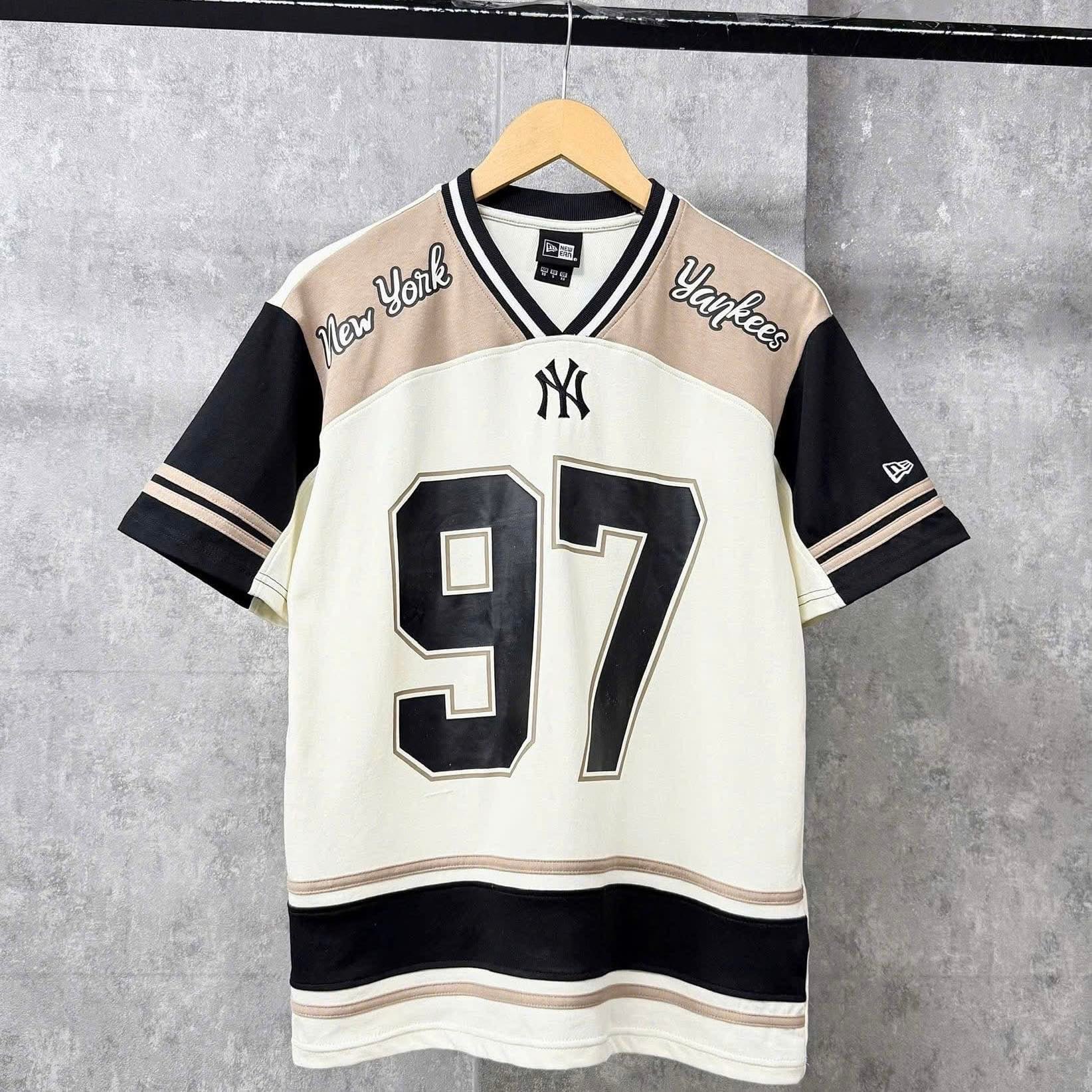 áo cổ tim New York 97