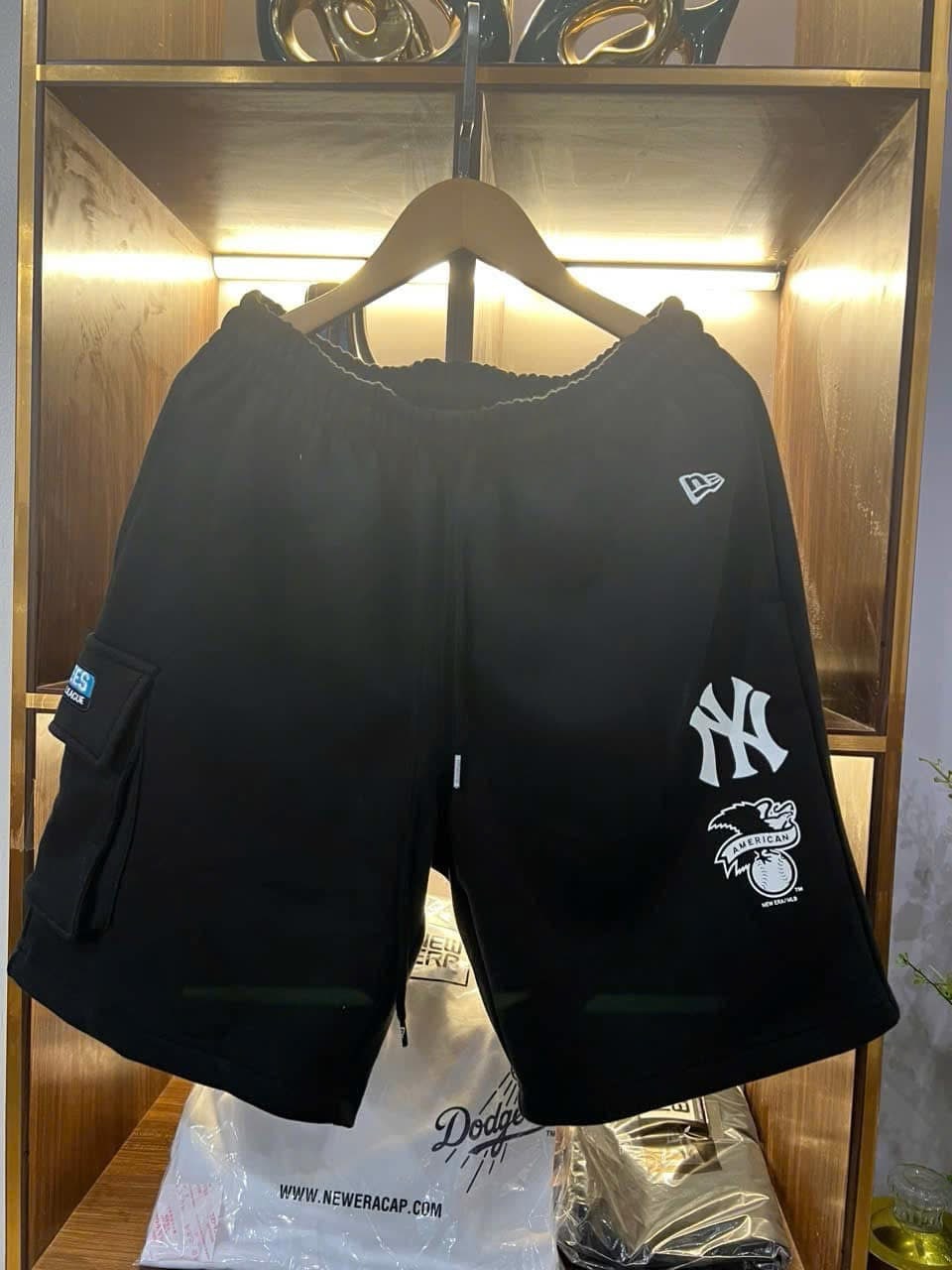 Quần Short Túi Hộp NY Quả Bóng