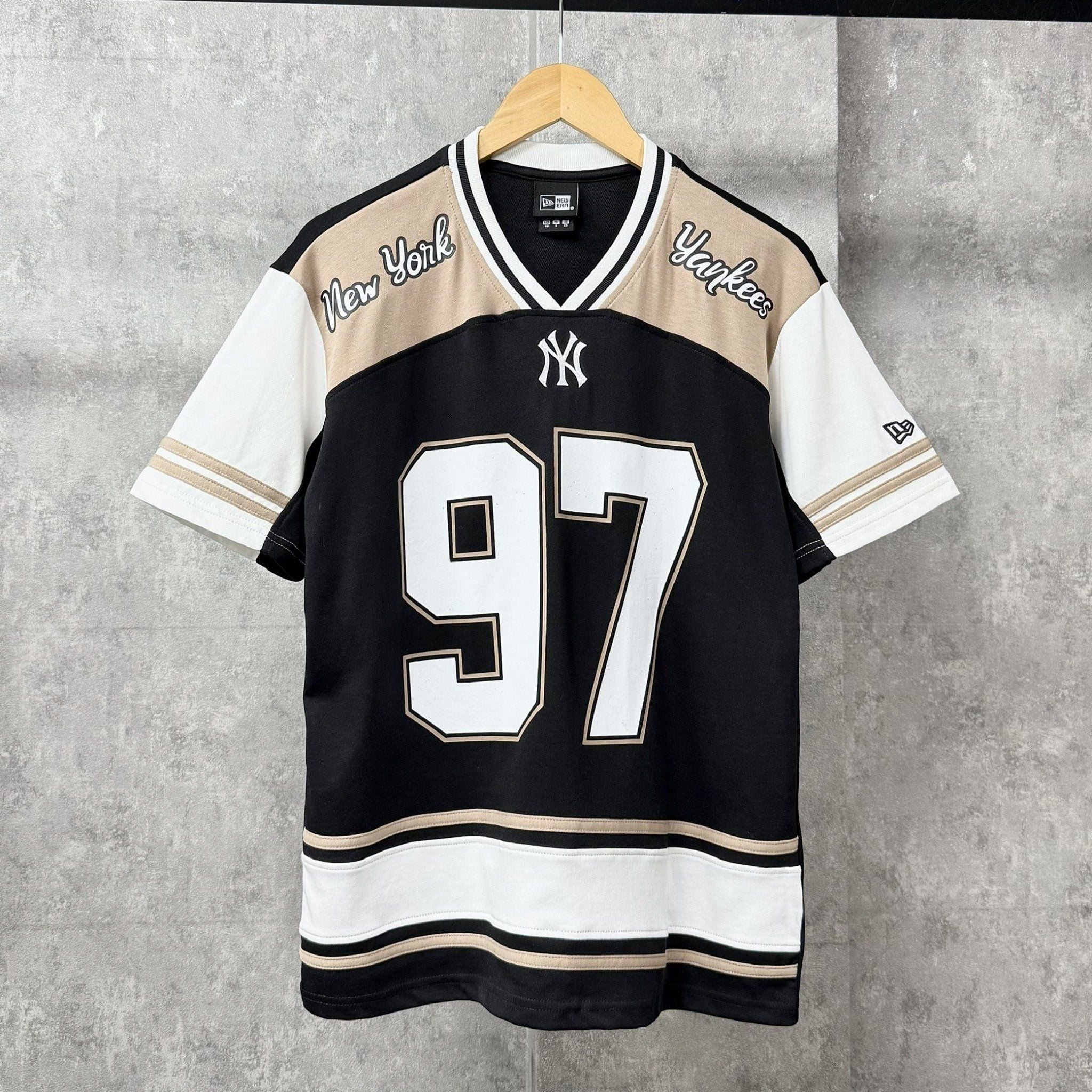 áo cổ tim New York 97