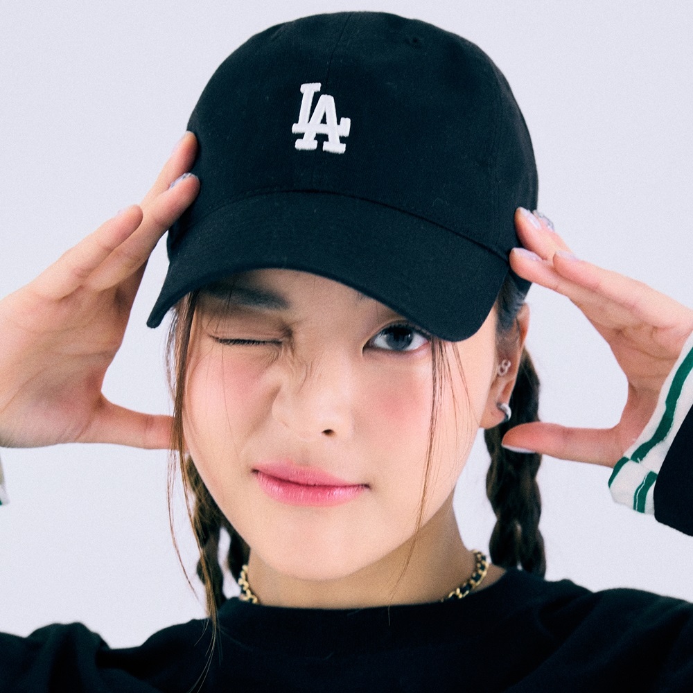 Mũ MLB Logo Nhỏ - Đen LA