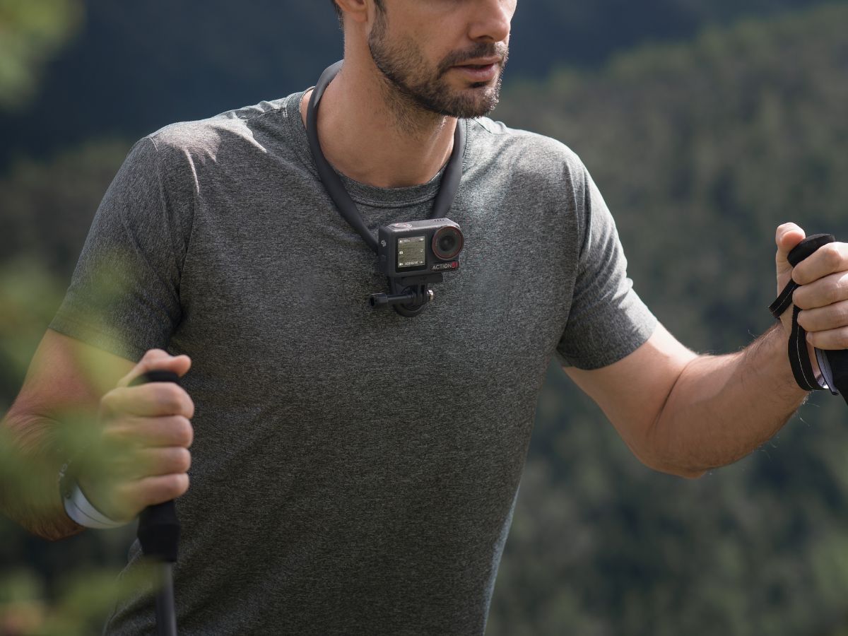 Giá đỡ đeo cổ DJI chính hãng cho góc quay POV cực thực