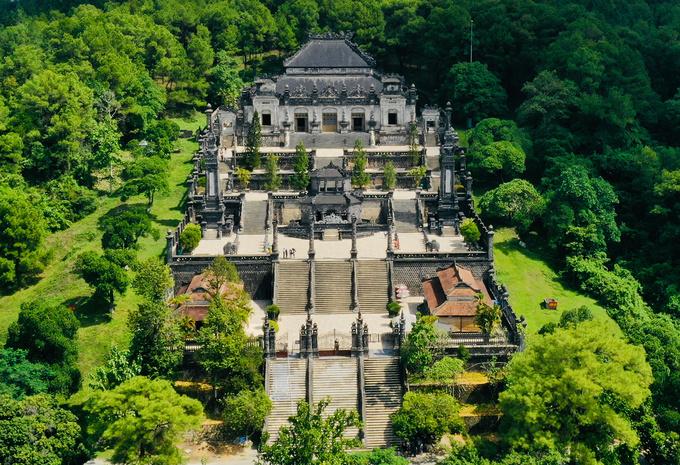 Tour HUẾ - QUẢNG TRỊ - QUẢNG BÌNH - VINH 4 ngày 3 đêm