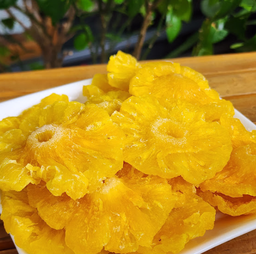 Looking for a healthy tropical snack that’s both sweet and natural?