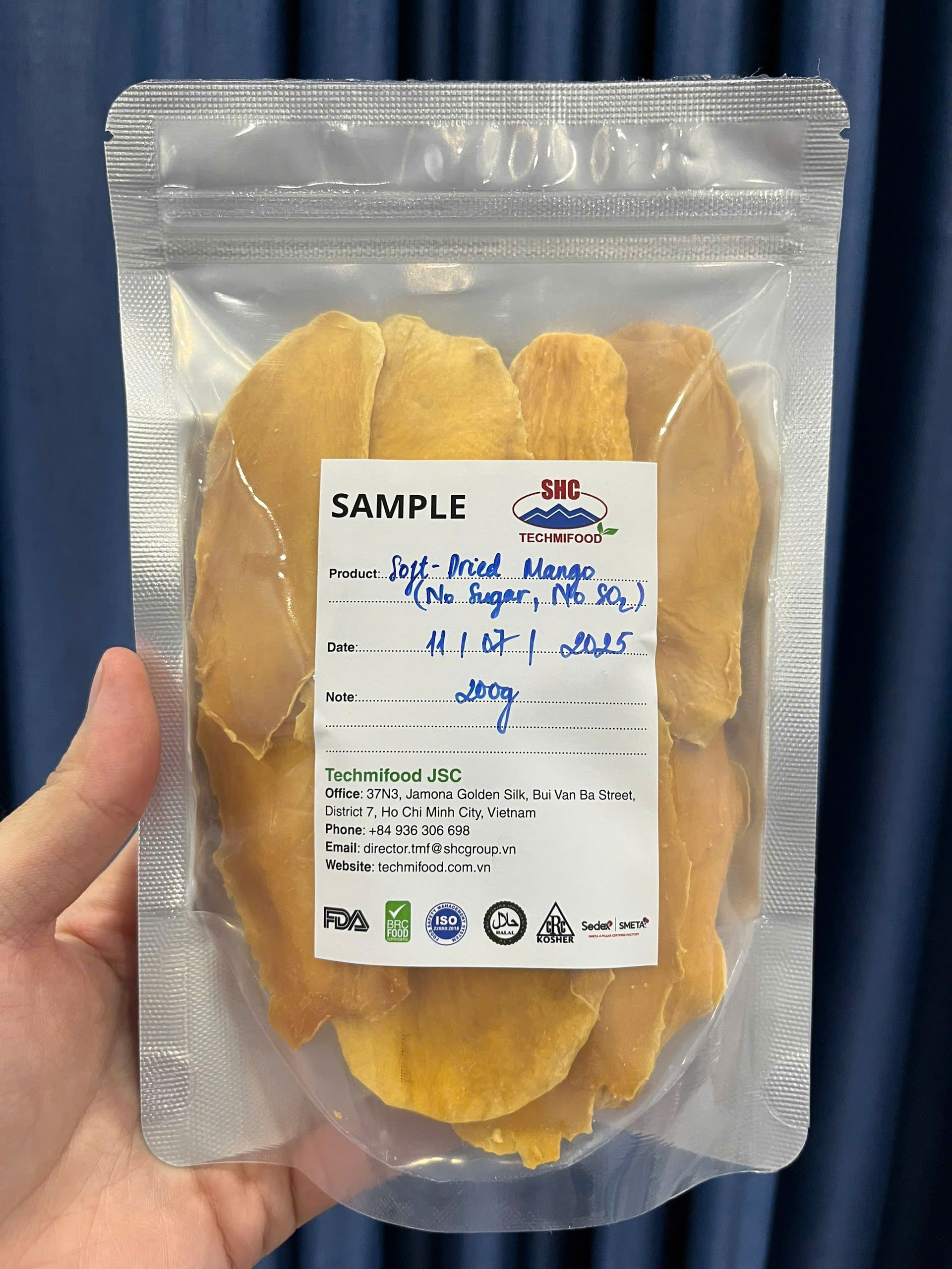 Comparing Two Types of Soft Dried Mango: Regular vs. No Sugar and No SO₂ – Which One Fits Your Market?