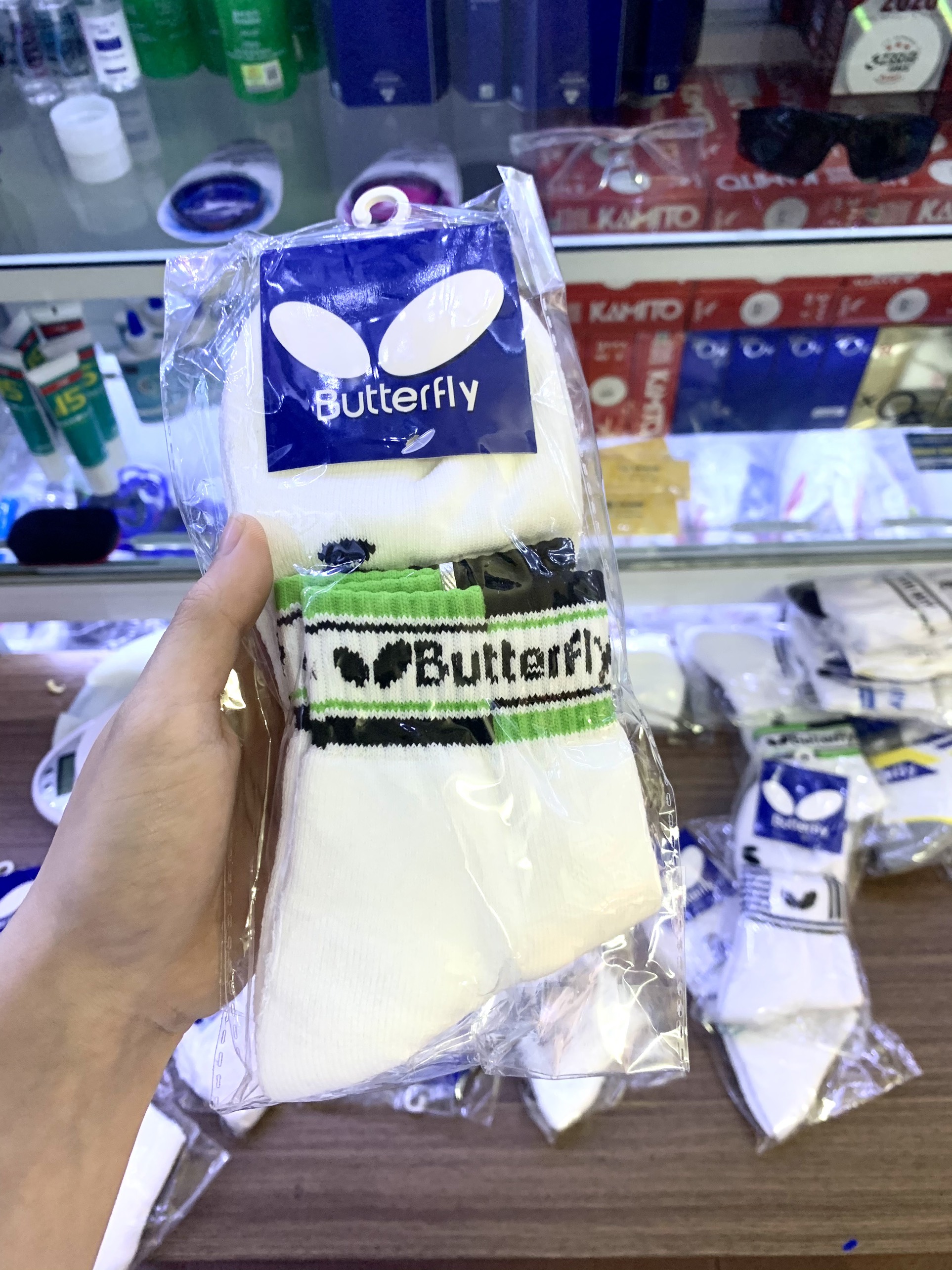 Tất Butterfly