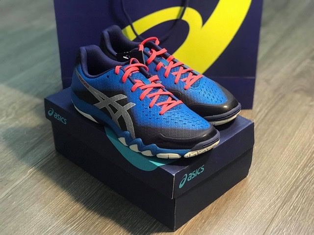 Giày Oasics