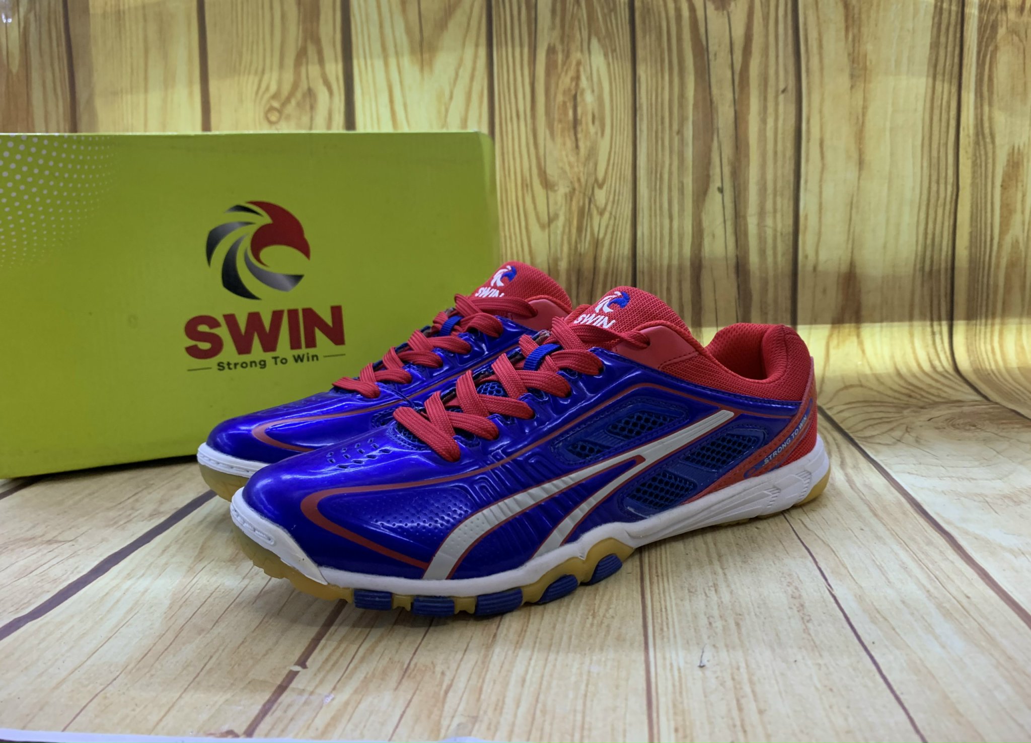 Giày chính hãng Swin xanh đỏ