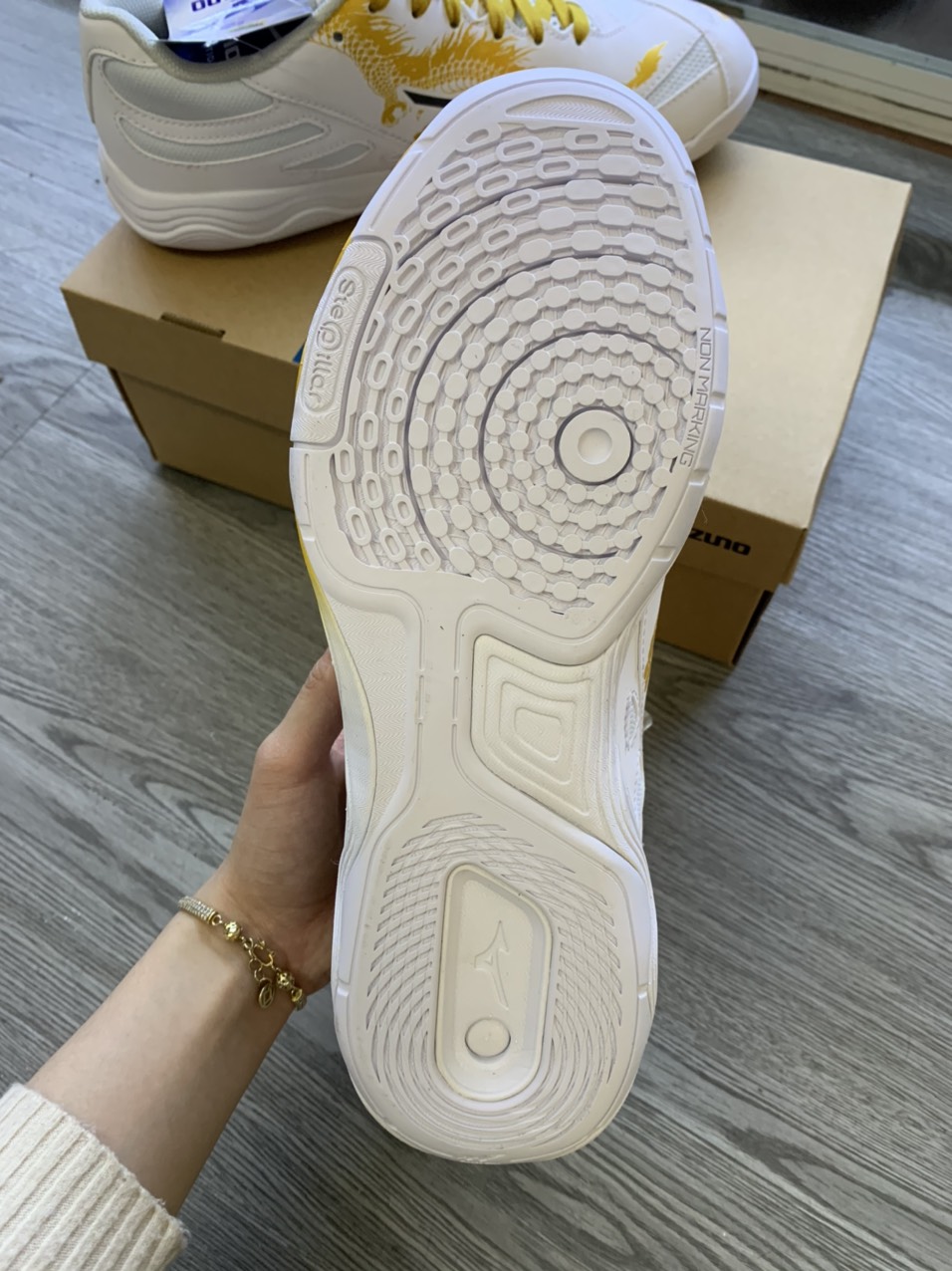 giày Mizuno Wave Medal7 2023