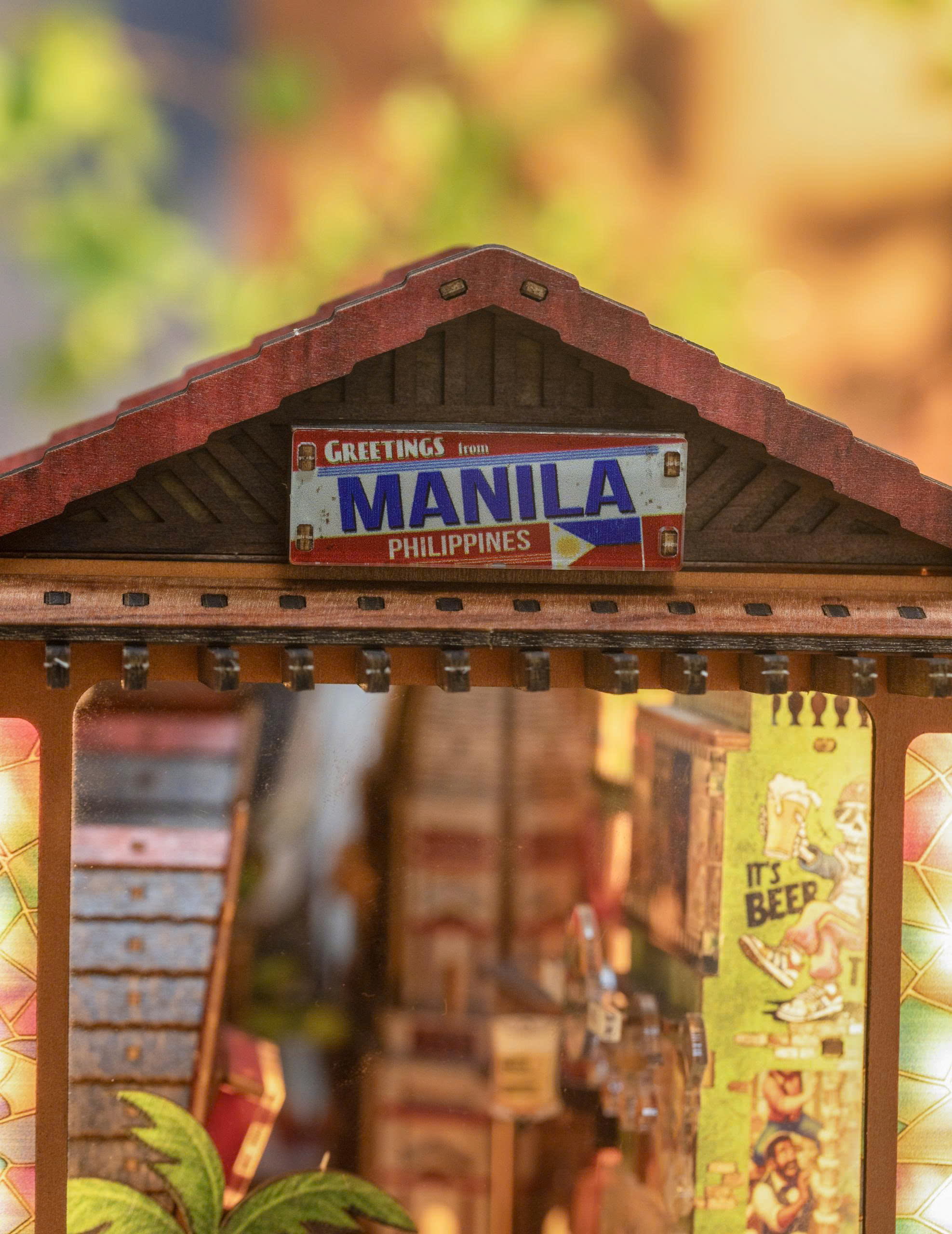 Mô Hình Gỗ DIY Book Nook Halom D'Mall Boracay Manila Philippines Có Đèn LED Decor Kệ Sách Quà Tặng