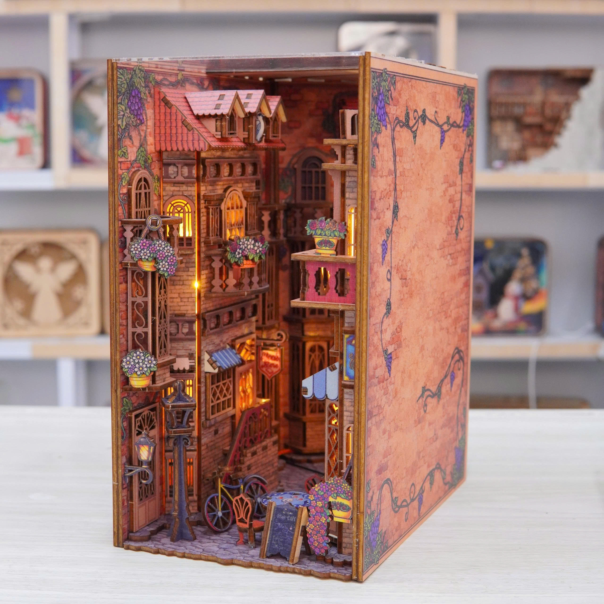 Mô hình Halom Góc Phố Châu Âu European Alley DIY