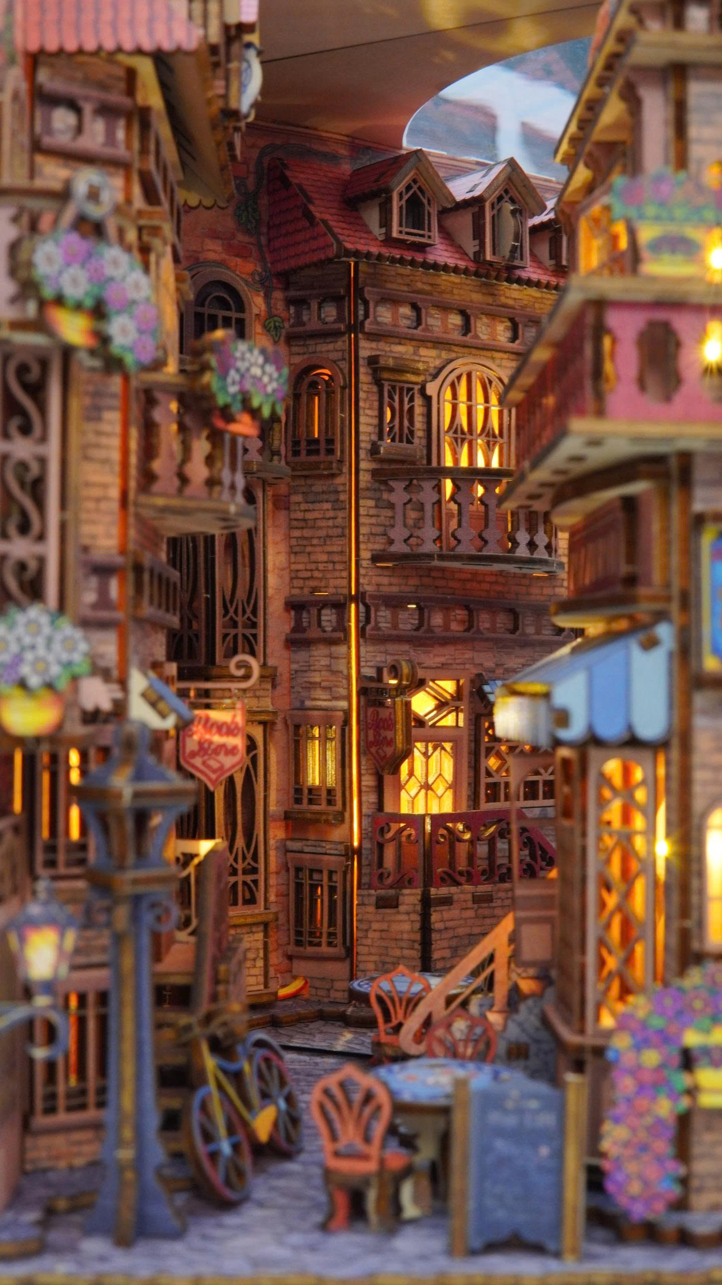 Mô hình Halom Góc Phố Châu Âu European Alley DIY