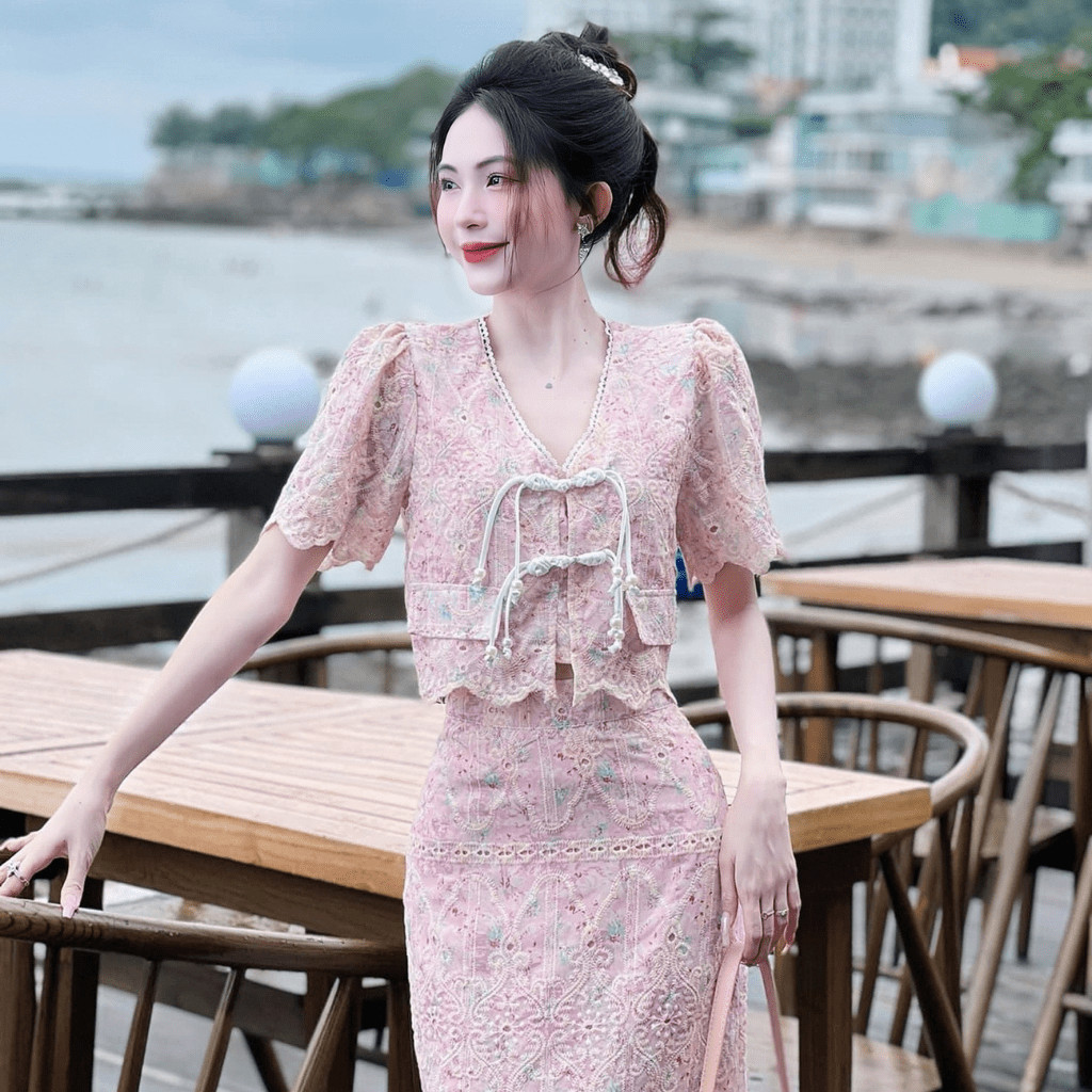 Set áo kèm váy maxi vải xô thêu đục lỗ hai lớp dự tiệc sang chảnh | set12