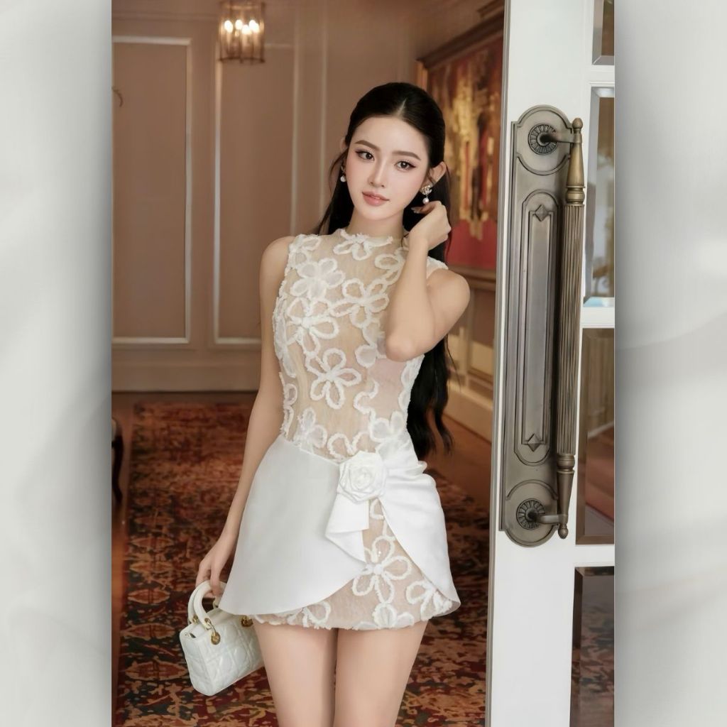 Đầm Ren Hoa Nổi Không Tay Body Ôm Eo Phối Nơ Sang Trọng Phong Cách Hàn Quốc | vd128