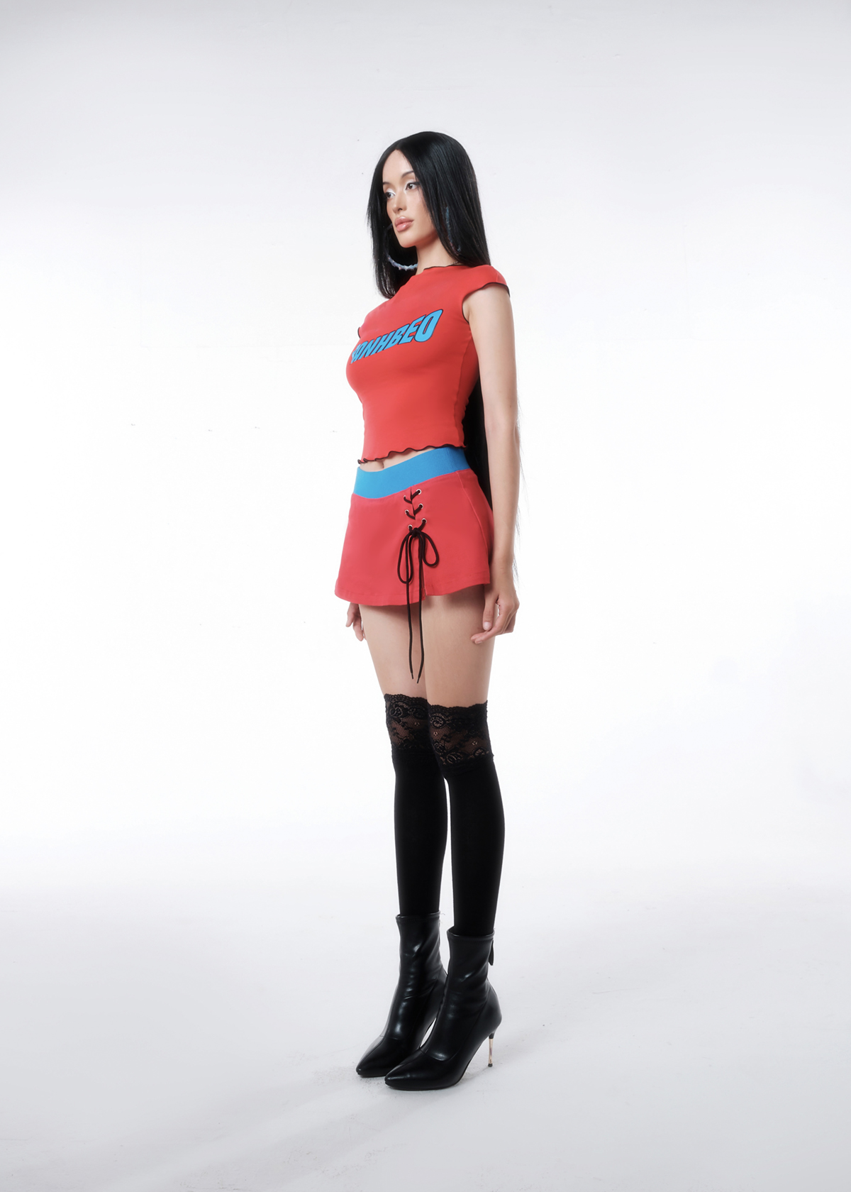 BanhBeo Backless Tshirt