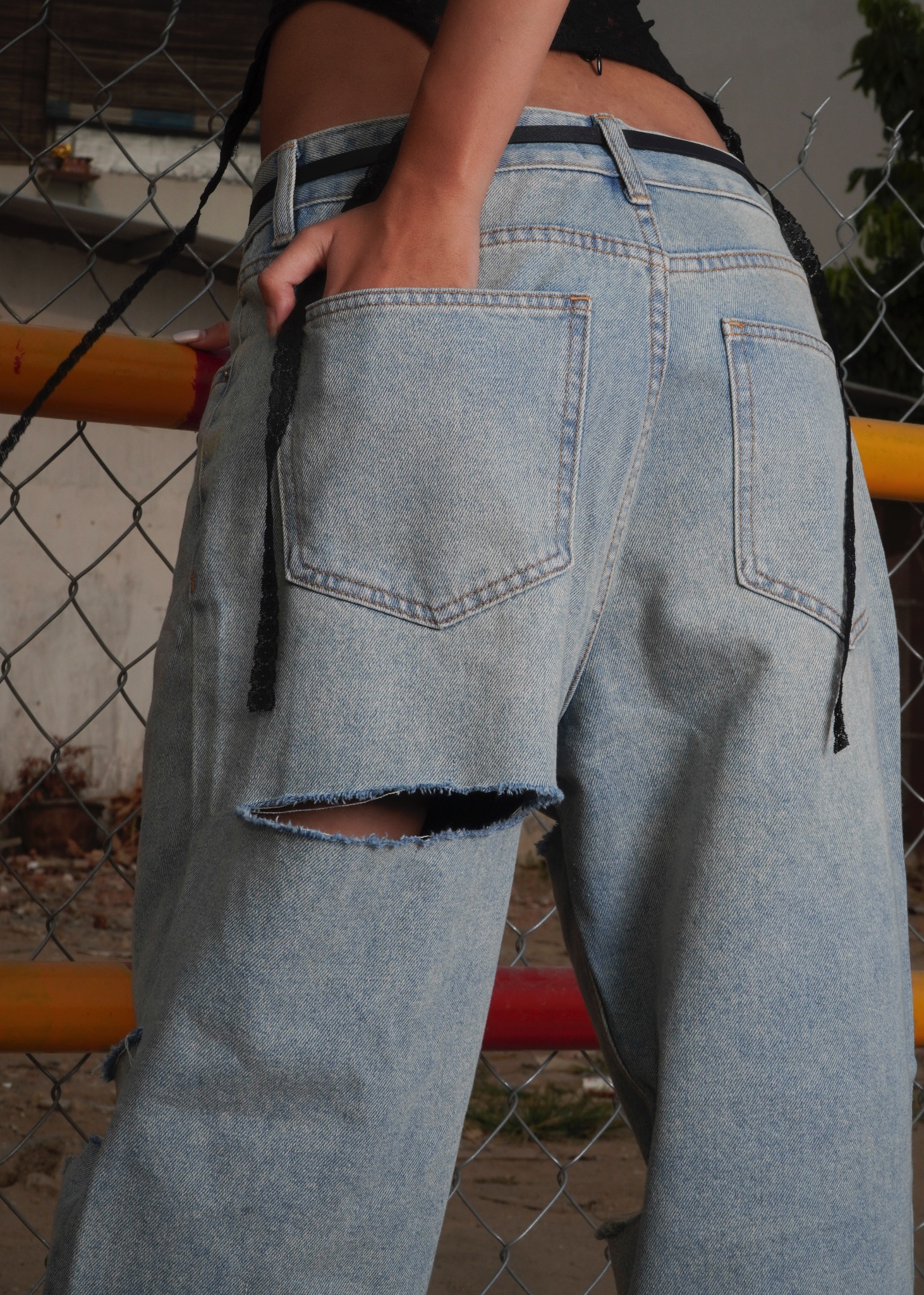 Destroyed Wide Leg Jeans