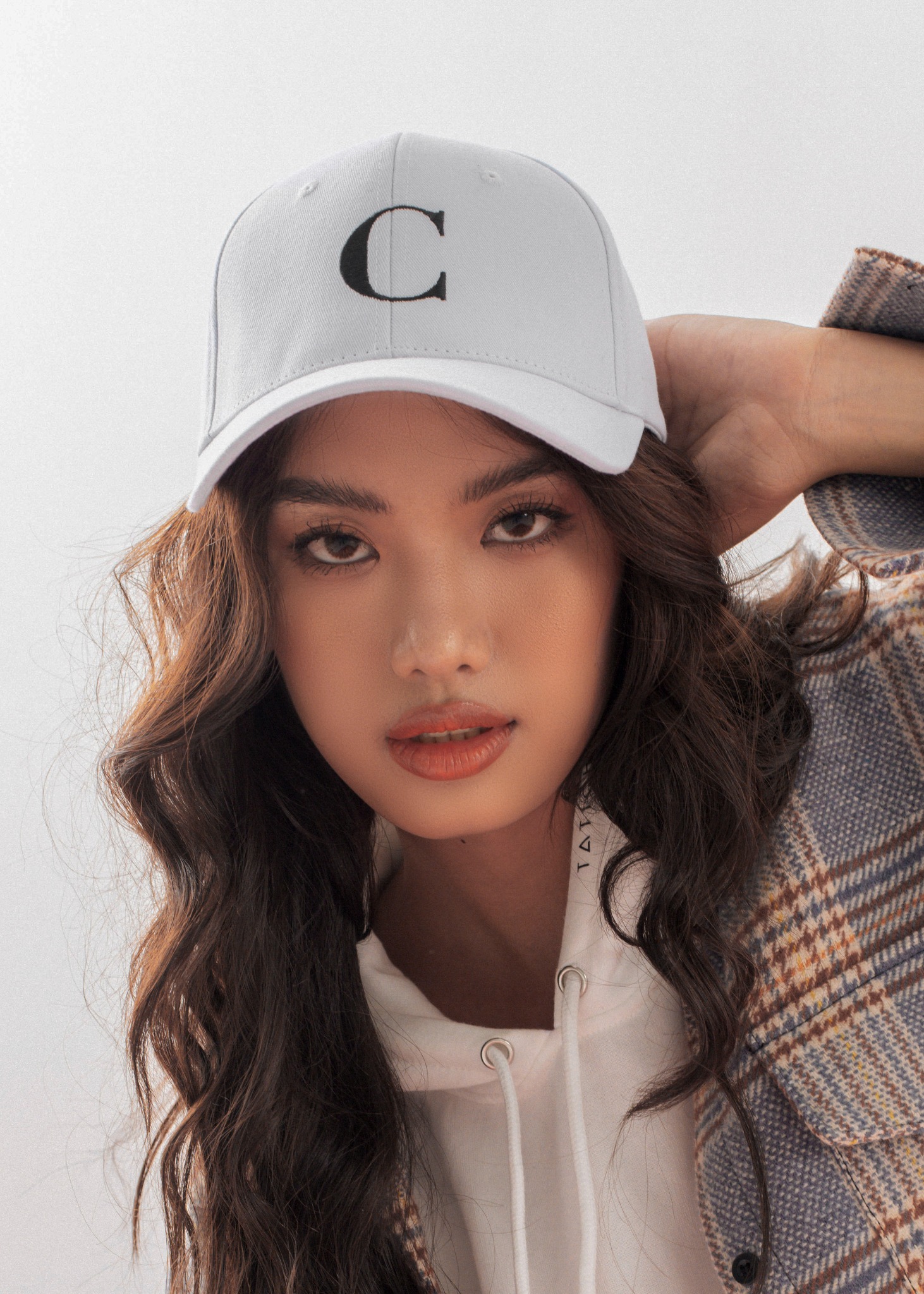 C Strapback Cap - Nón lưỡi trai thêu chữ C
