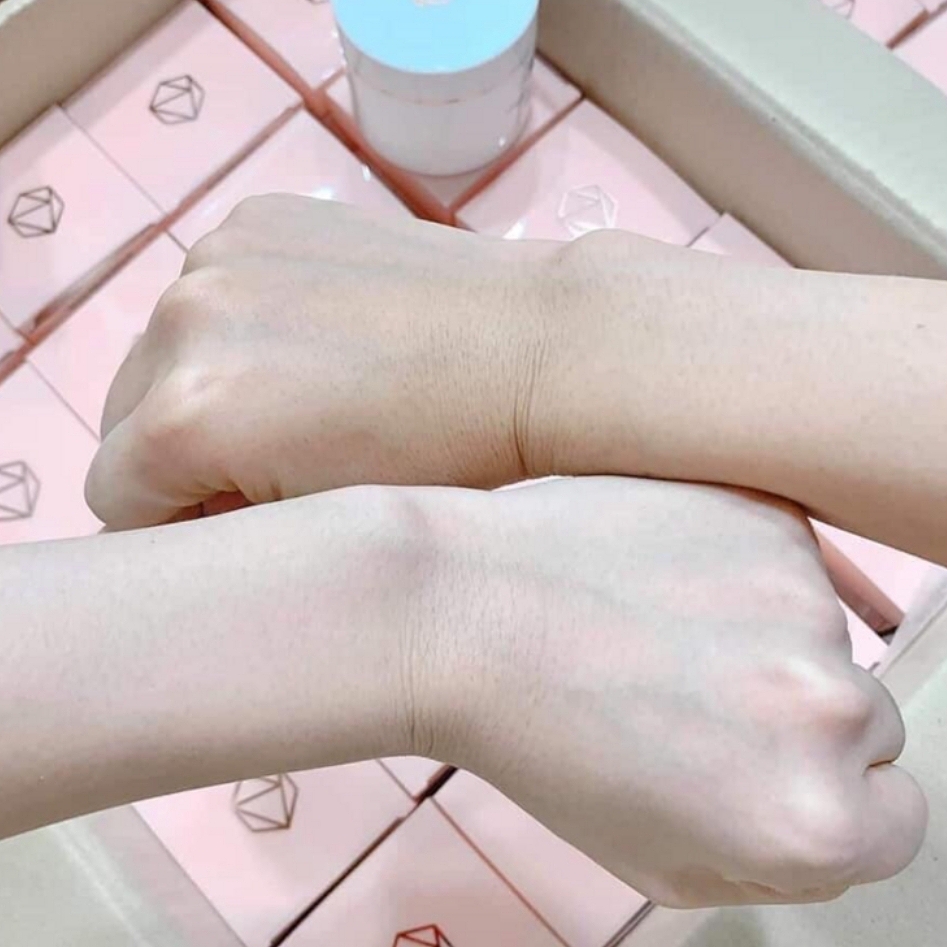 KEM DƯỠNG TRẮNG DA BODY RMON