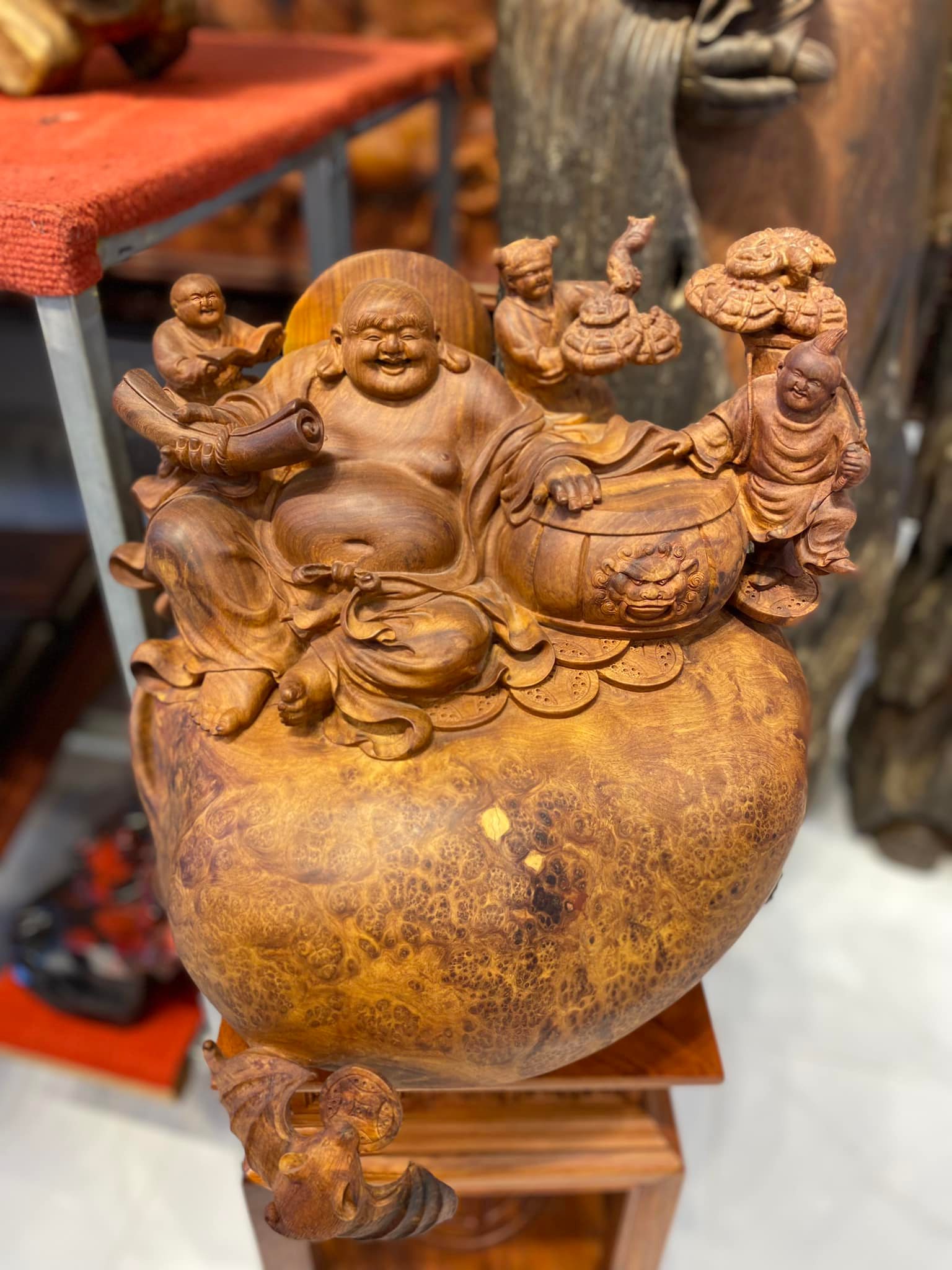 Tượng Di Lặc Có Ý Nghĩa Gì? | Tượng Phật Di Lặc Bằng Gỗ Đẹp Nhất Việt Nam