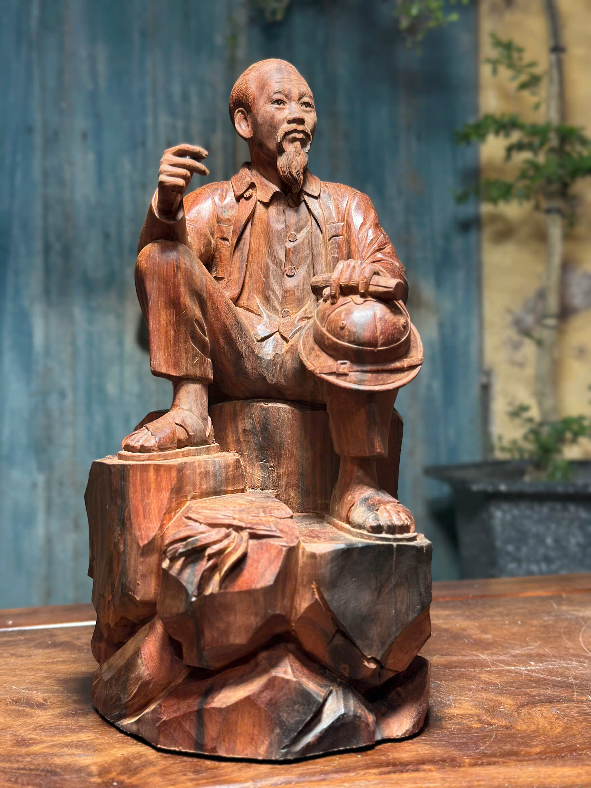 Tượng Bác Hồ nhỏ để bàn làm việc - đẹp nhất