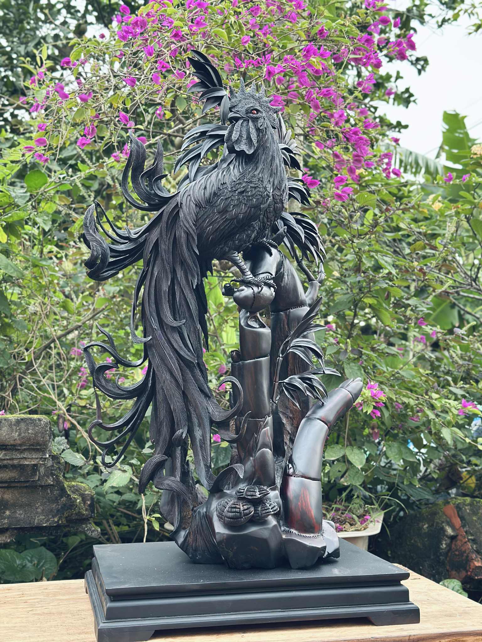 Tượng Gà Cảnh Đuôi Dài