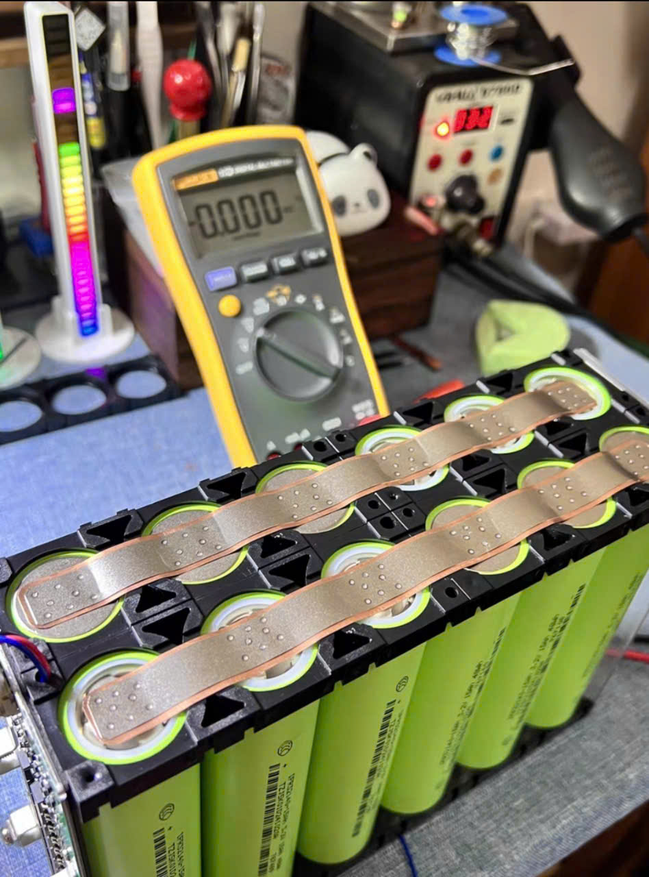 Pin xe máy điện 32140 loại 48V 30Ah BH 12 tháng