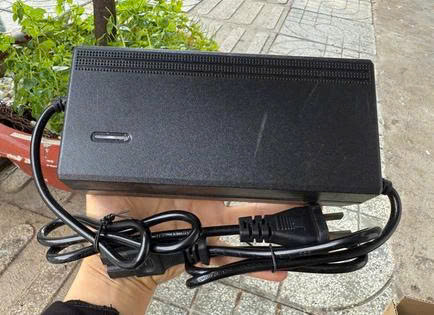 Sạc pin LFP cho tất cả dòng xe máy điện 48V 5A