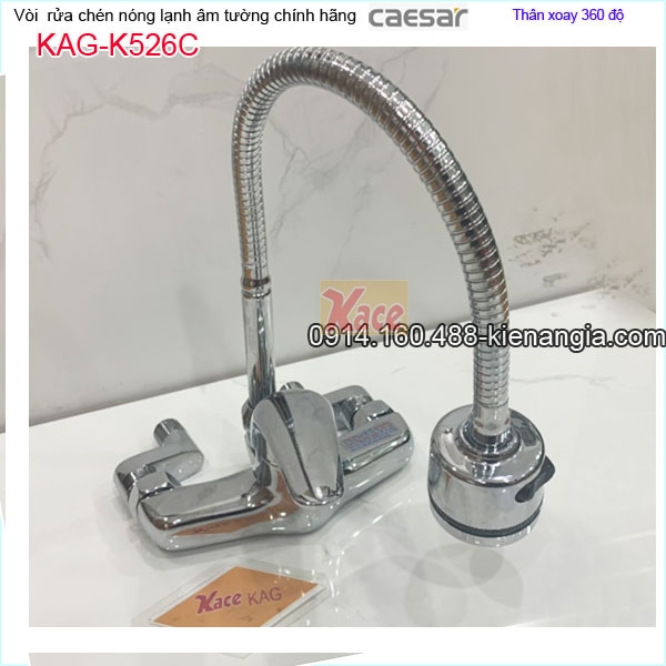 Vòi rửa chén lò xo âm tường nóng lạnh Caesar K526C