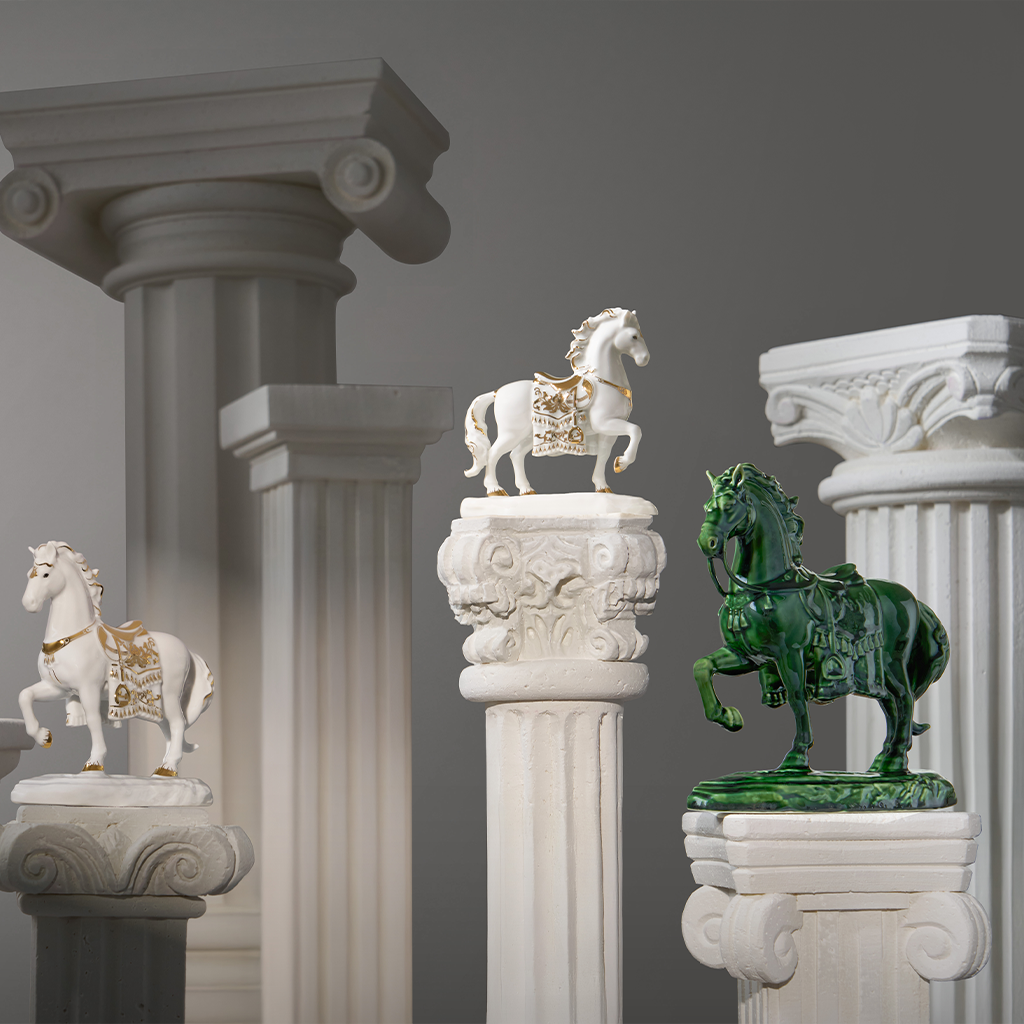 Tượng Bảo Mã 20 cm - Tượng - Lưu Ly Xanh