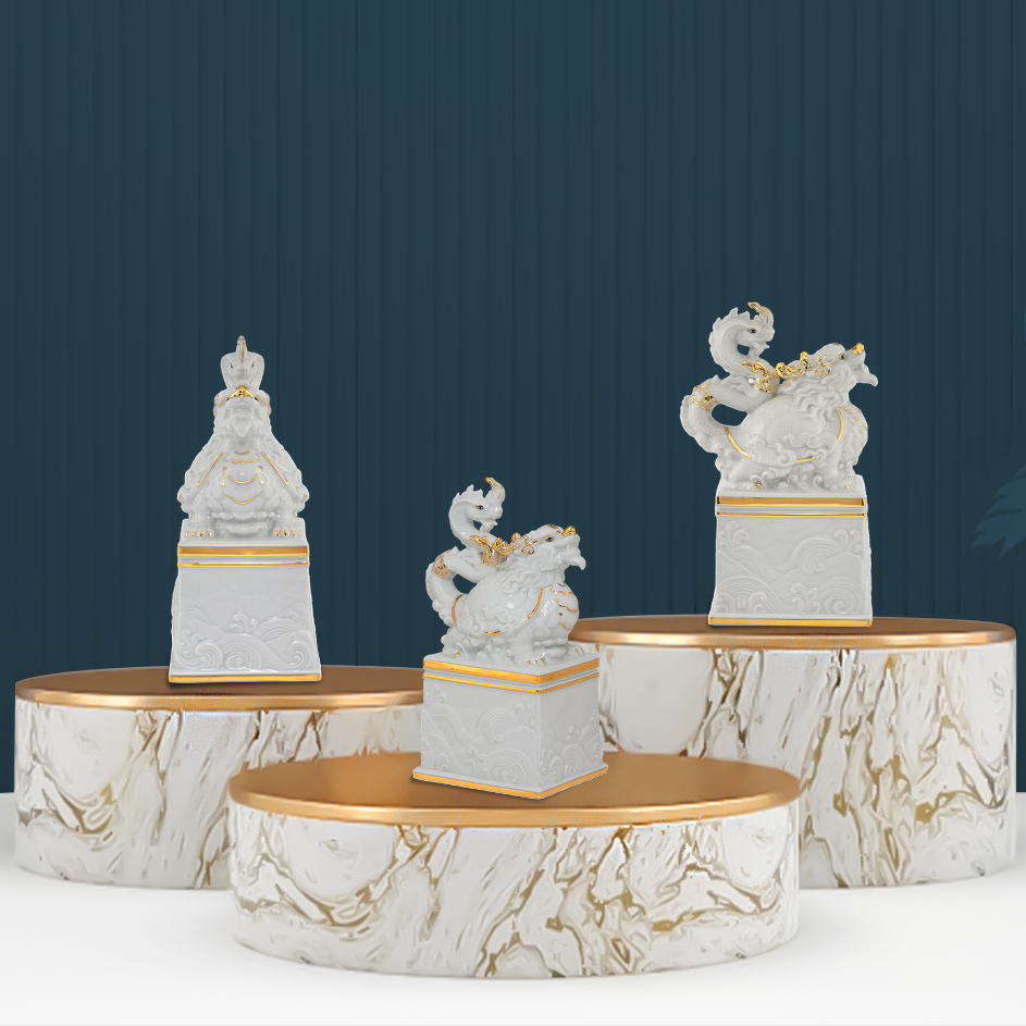 Tượng Rắn Bảo Hợp Thái Hòa 17 cm - Trắng