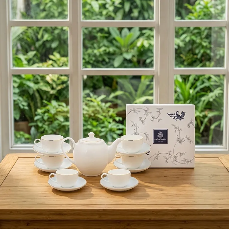 Bộ trà 0.5 L - Camellia - Viền Chỉ Vàng