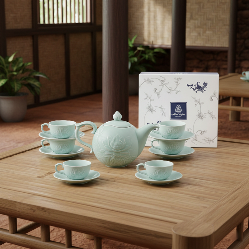 Bộ trà 0.7 L - Sen - Men Ngọc Sương Mờ