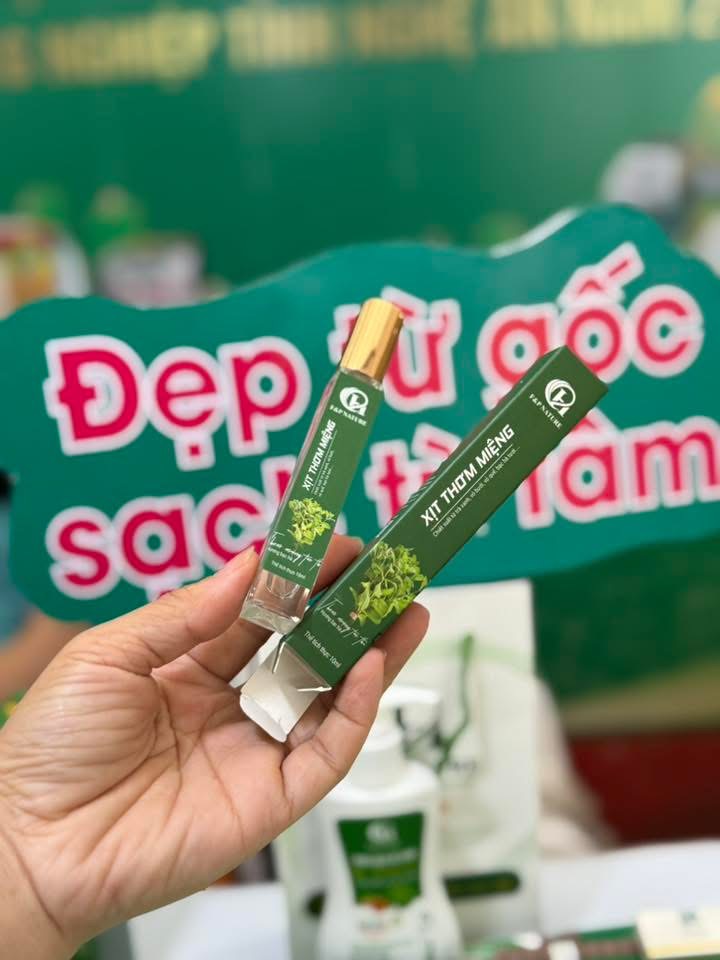 Xịt thơm miệng bạc hà tía tô nguyên chất thảo mộc