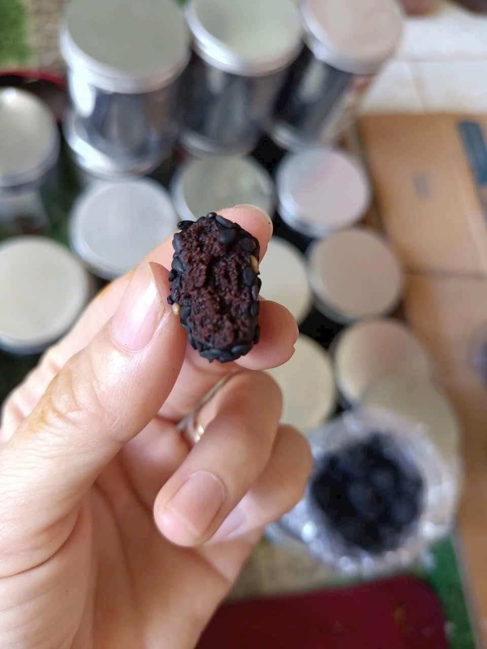 viên hoàn hà thủ ô đỗ đen hanmade