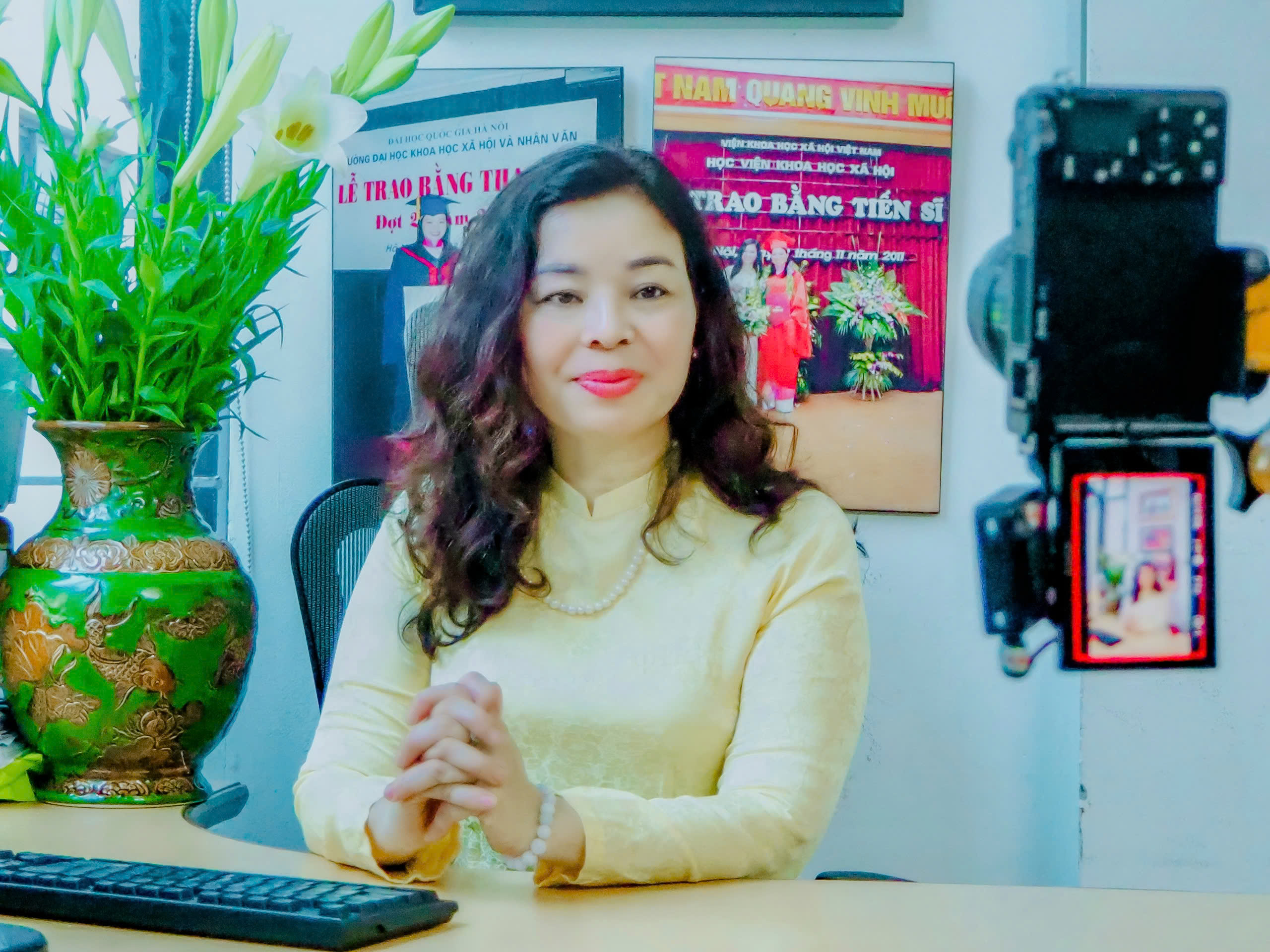 TIẾN SĨ NGUYỄN THỊ HẬU - NHÀ GIÁO TÂM HUYẾT VỚI PHƯƠNG PHÁP ĐÀO TẠO TRỰC TUYỂN