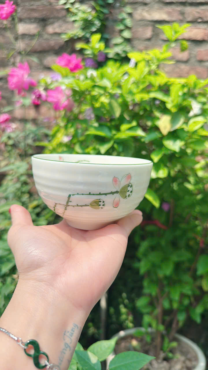 BÁT CƠM MEN MÀU VẼ TAY HỌA TIẾT