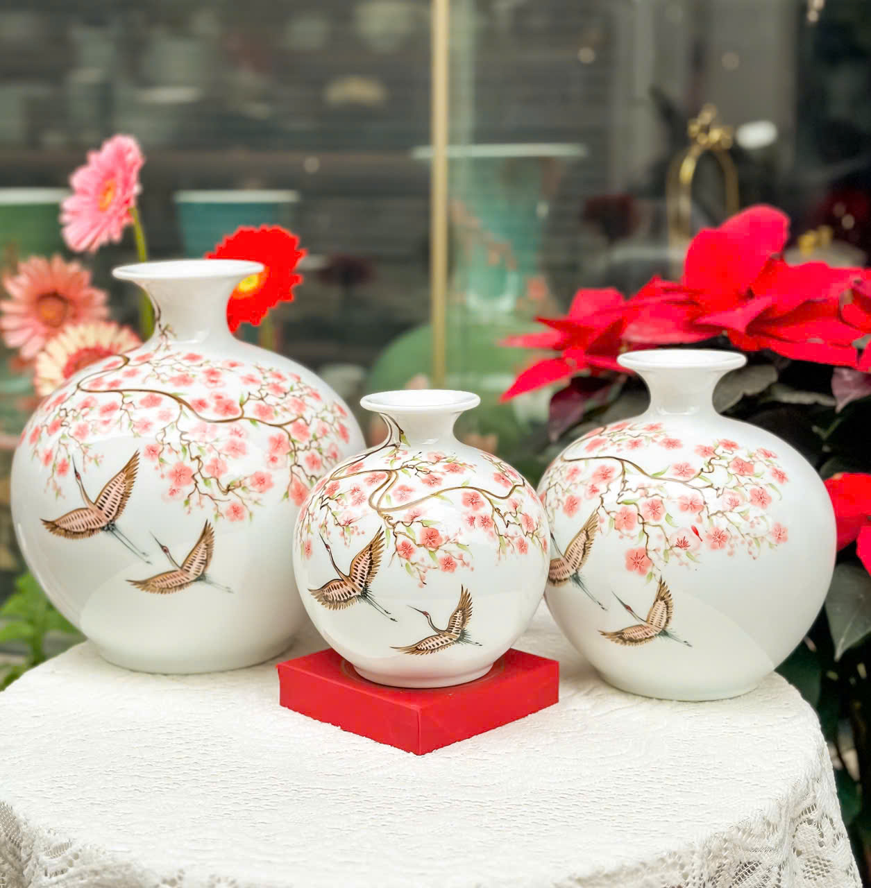 BÌNH HÚT LỘC TRẮNG VẼ TAY HỌA TIẾT
