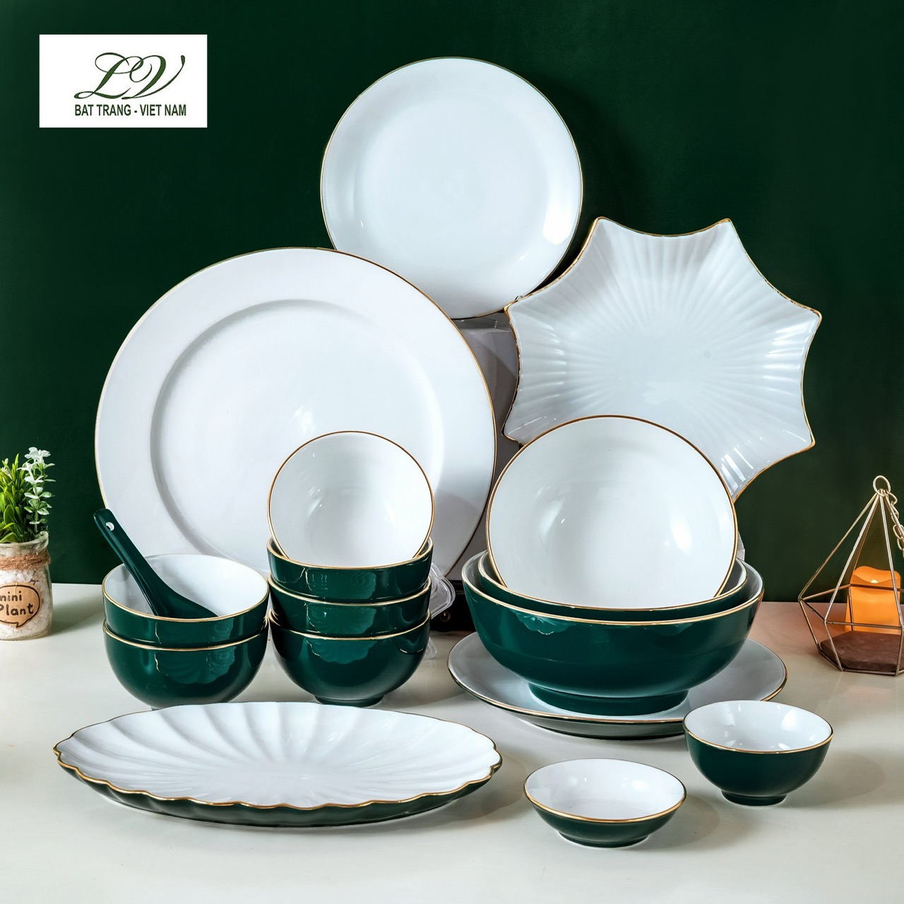 Sét bát đĩa xanh lục bảo chỉ vàng kim
