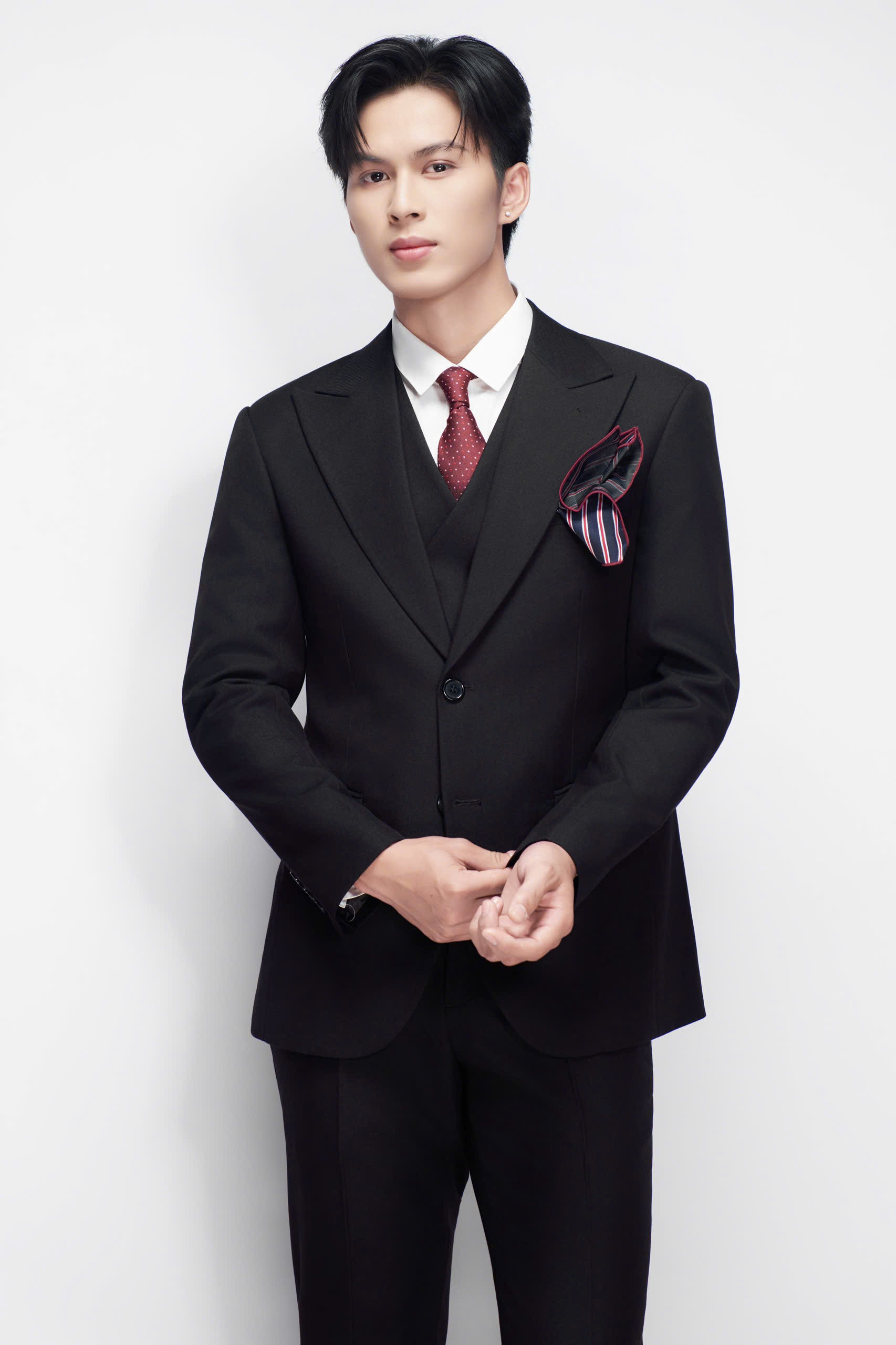 VEST ĐEN CLASSIC