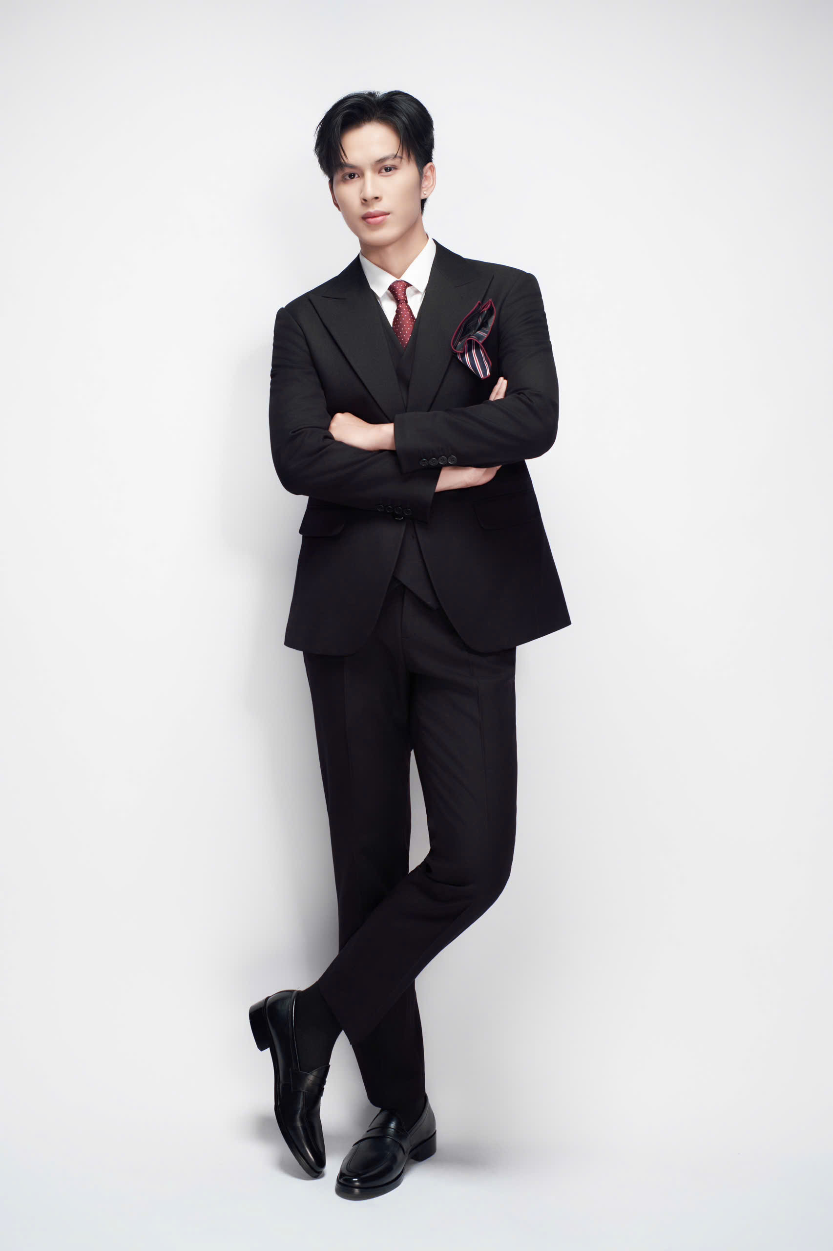 VEST ĐEN CLASSIC